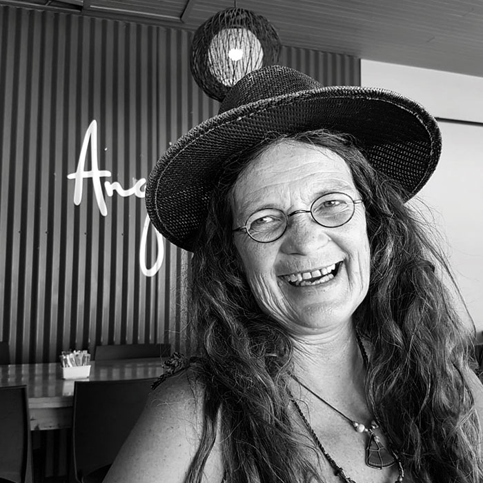 Corinne Knowles